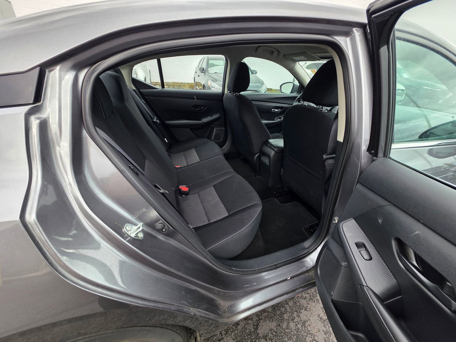 Used 2024 Nissan Sentra SV FWD image 14