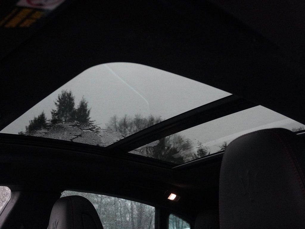 Used 2019 Maserati Levante GTS image 22