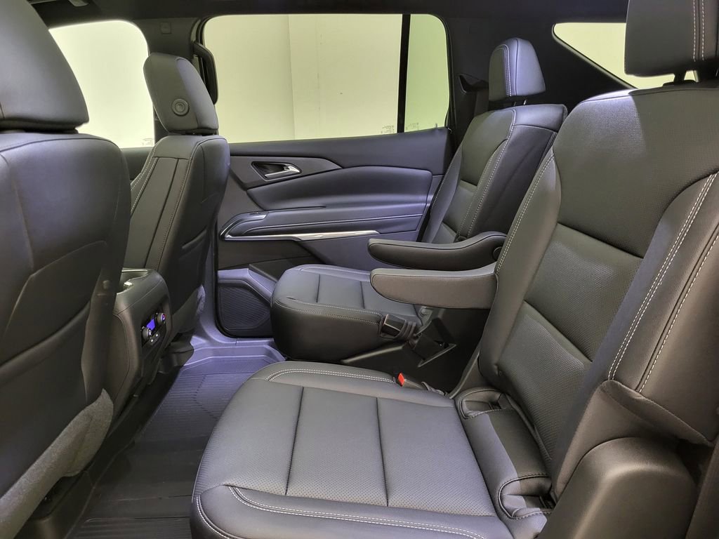 New 2026 Chevrolet Traverse LT w/ Sun and Wheel Package image 43