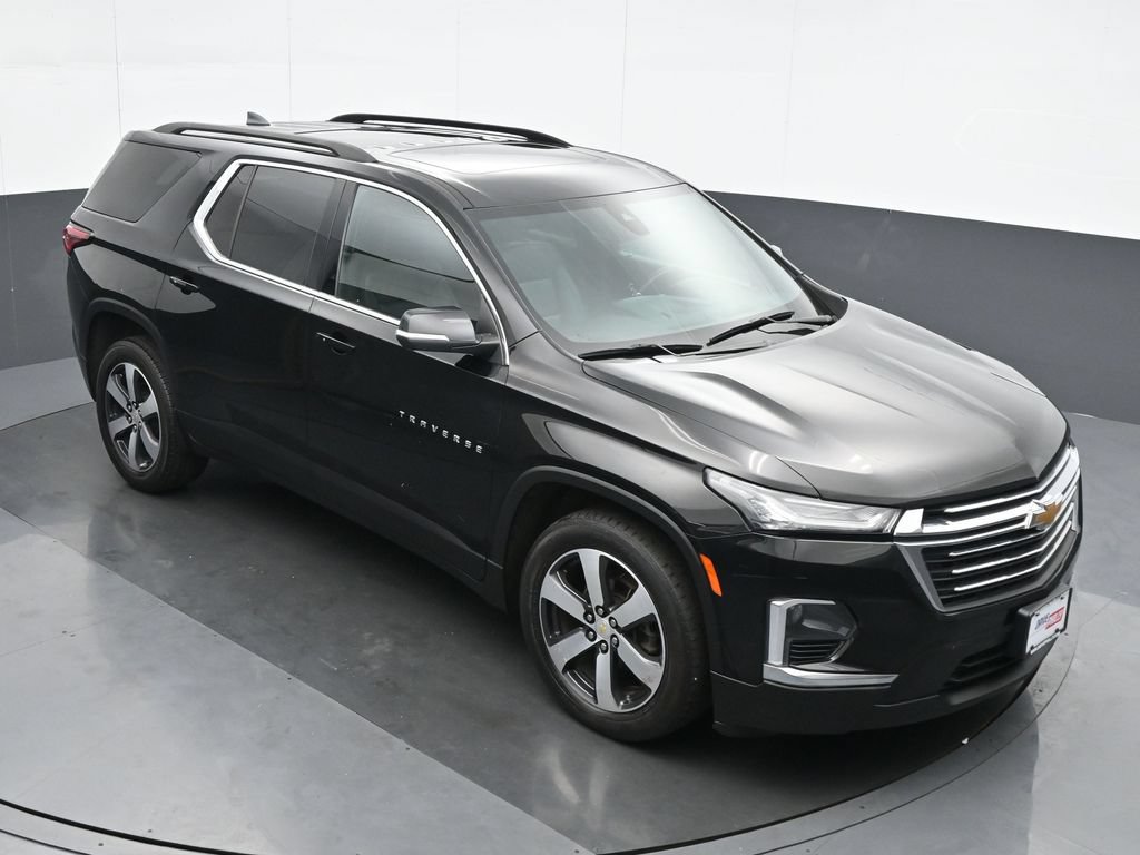 Used 2023 Chevrolet Traverse LT w/ LT Premium Package AWD/4WD image 24