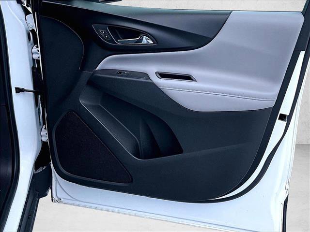 Used 2018 Chevrolet Equinox Premier FWD image 19