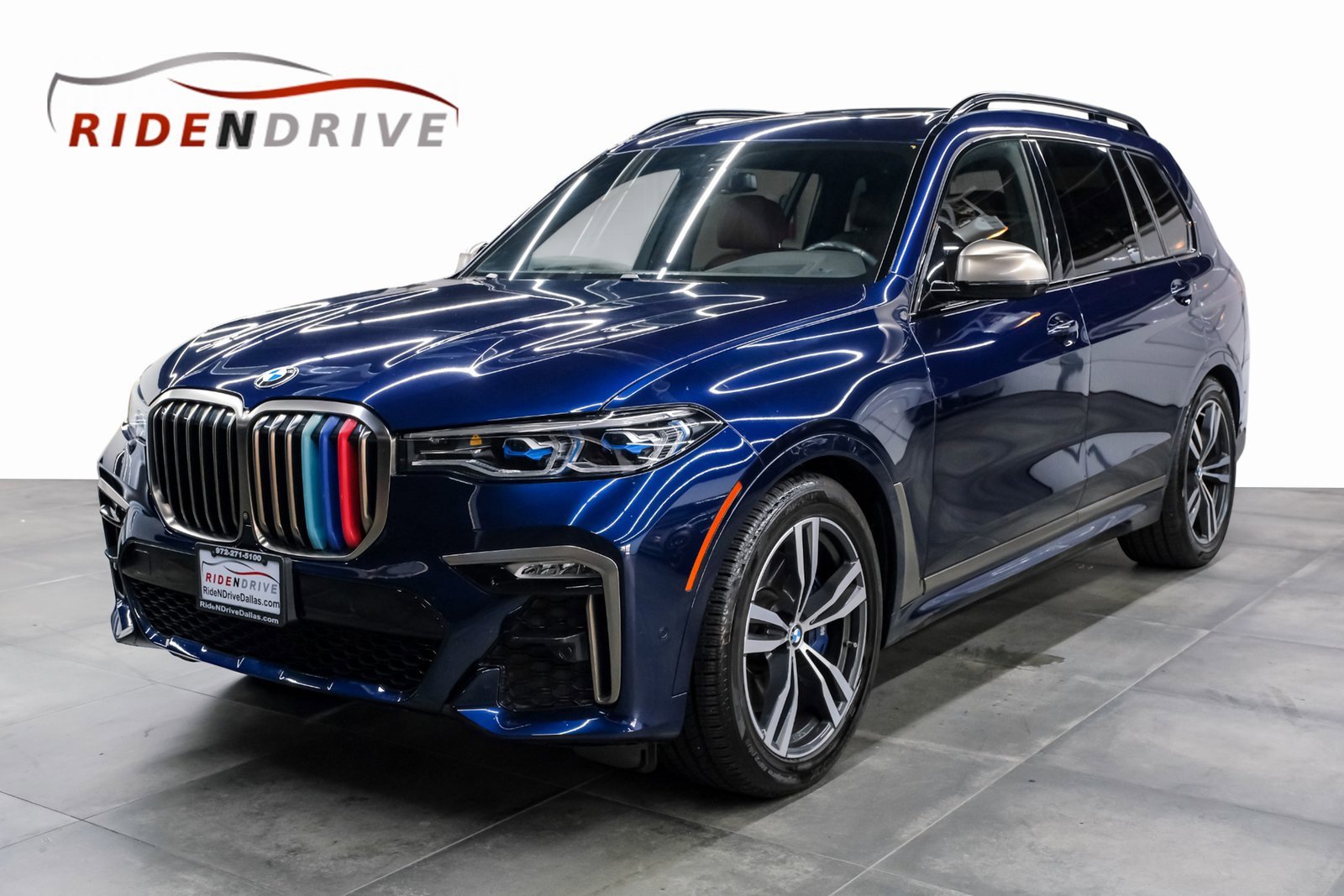 Used 2022 BMW X7 M50i w/ Executive Package image 1