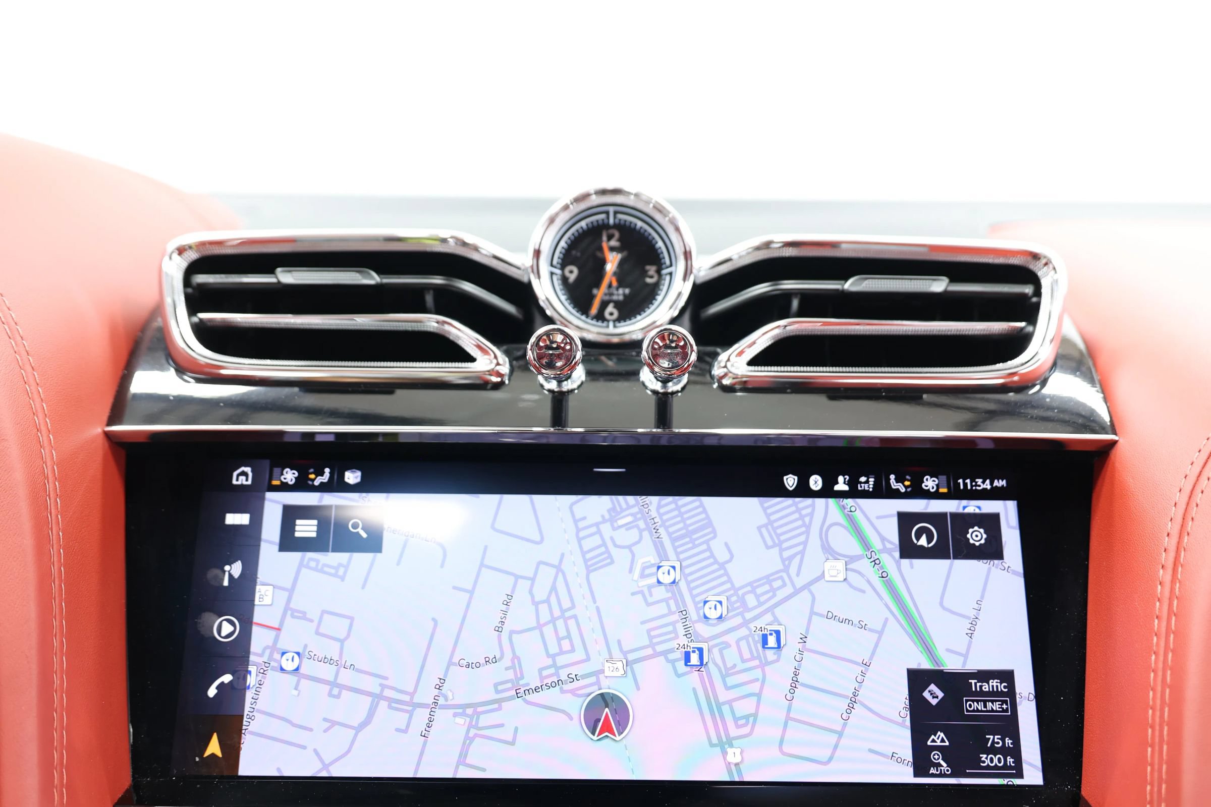 Used 2022 Bentley Bentayga AWD/4WD image 44
