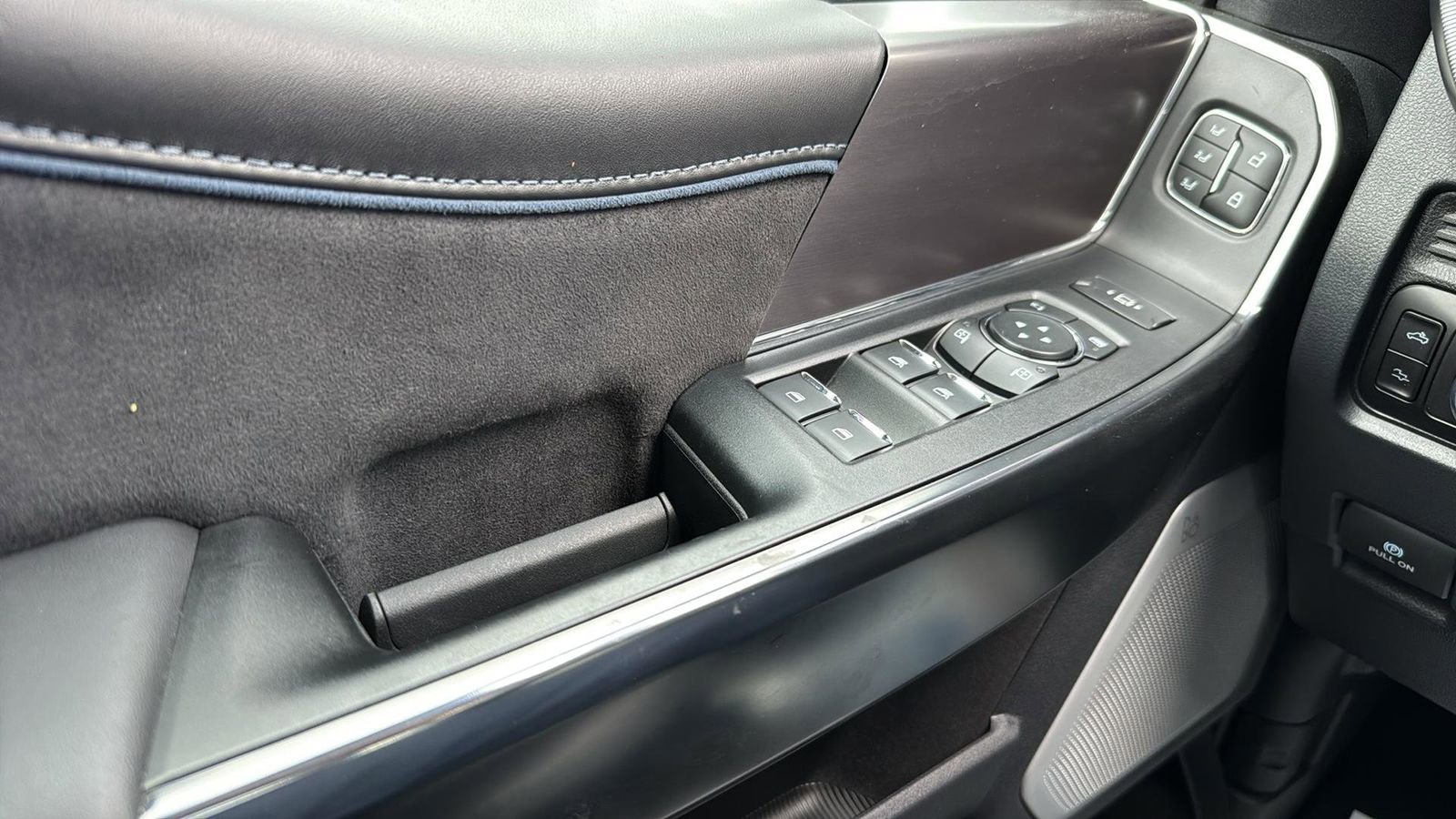 New 2026 Ford F250 Platinum image 13