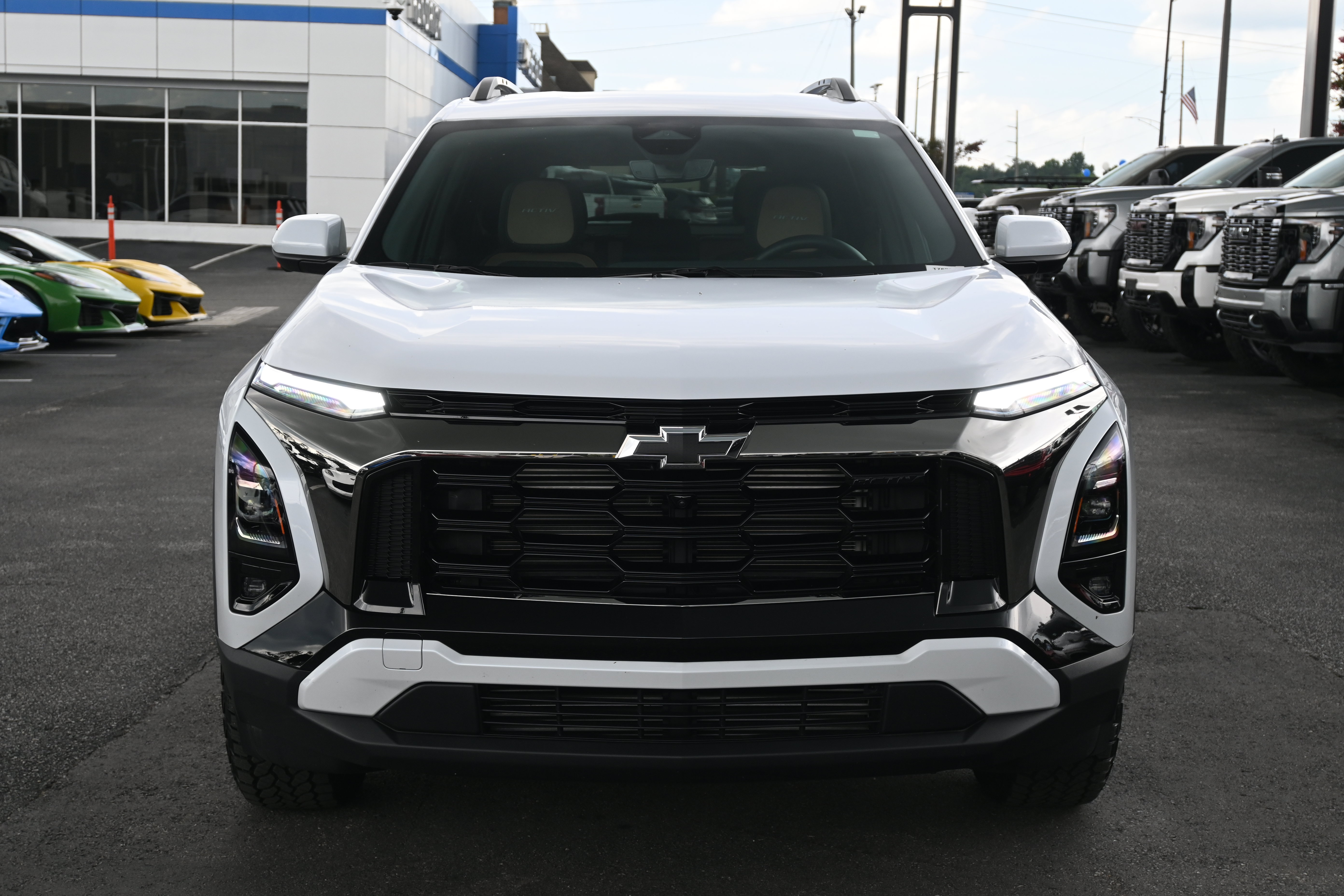 New 2026 Chevrolet Equinox ACTIV w/ Safety and Technology Package AWD/4WD image 3