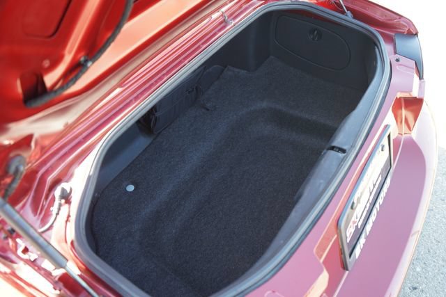 Used 2006 MAZDA MX-5 Miata Sport w/ Appearance Pkg RWD image 74