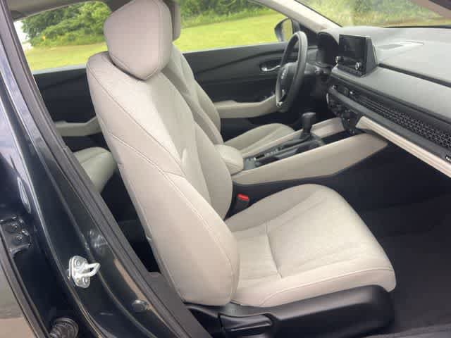 Used 2023 Honda Accord EX image 12