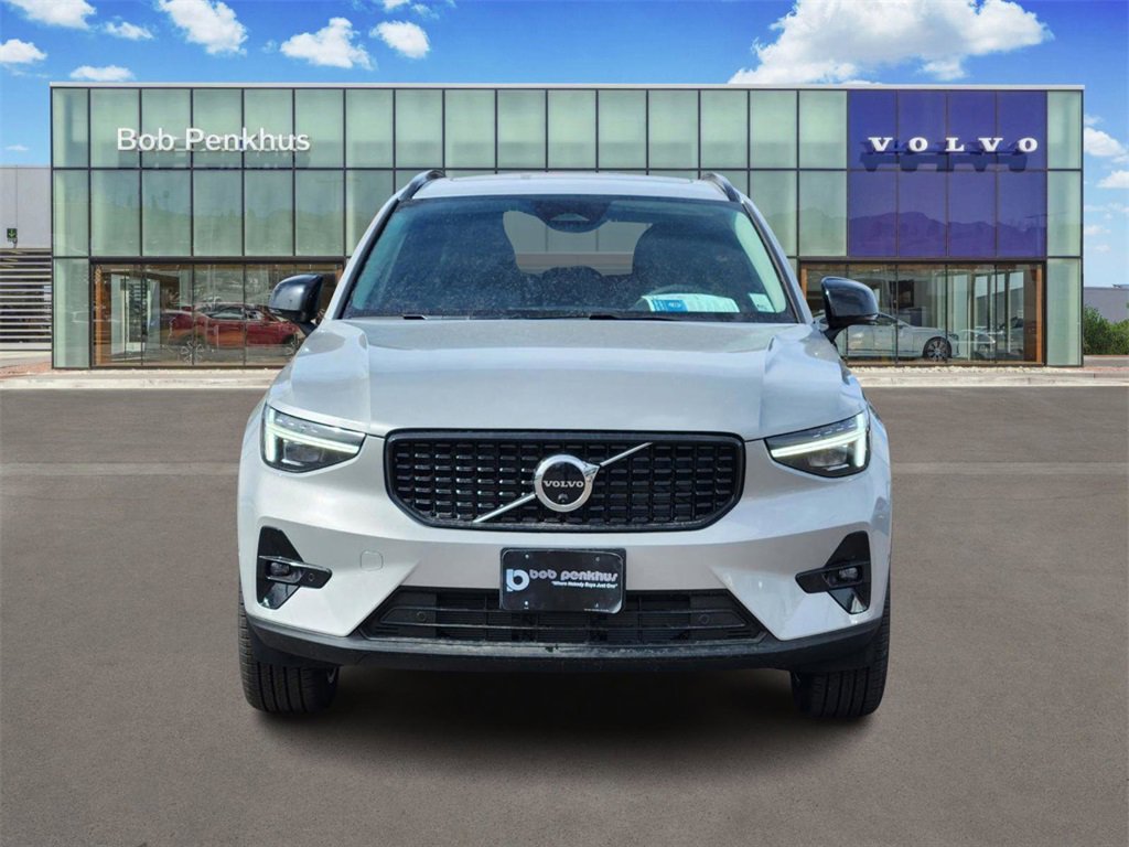 New 2025 Volvo XC40 B5 Ultra w/ Climate Package image 21