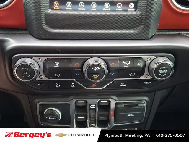 Used 2021 Jeep Wrangler Unlimited Rubicon AWD/4WD image 17