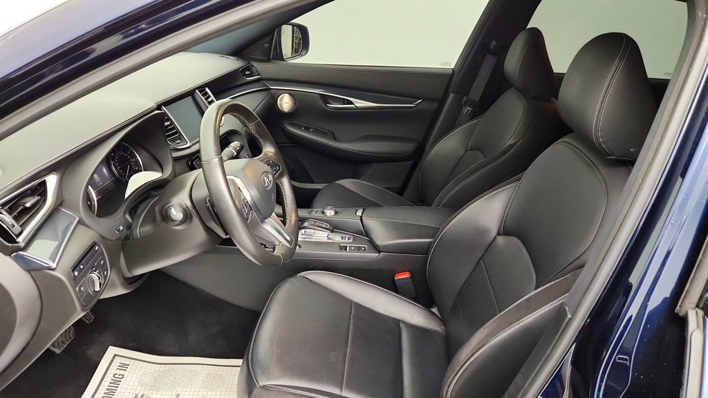 Used 2024 INFINITI QX50 Sport FWD image 18