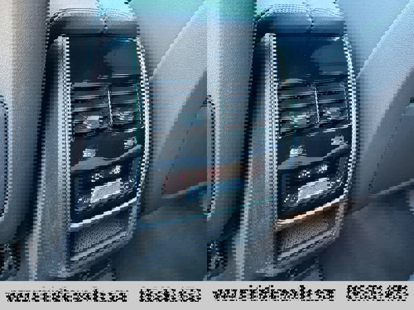 Used 2020 BMW X5 xDrive40i w/ Premium Package image 19