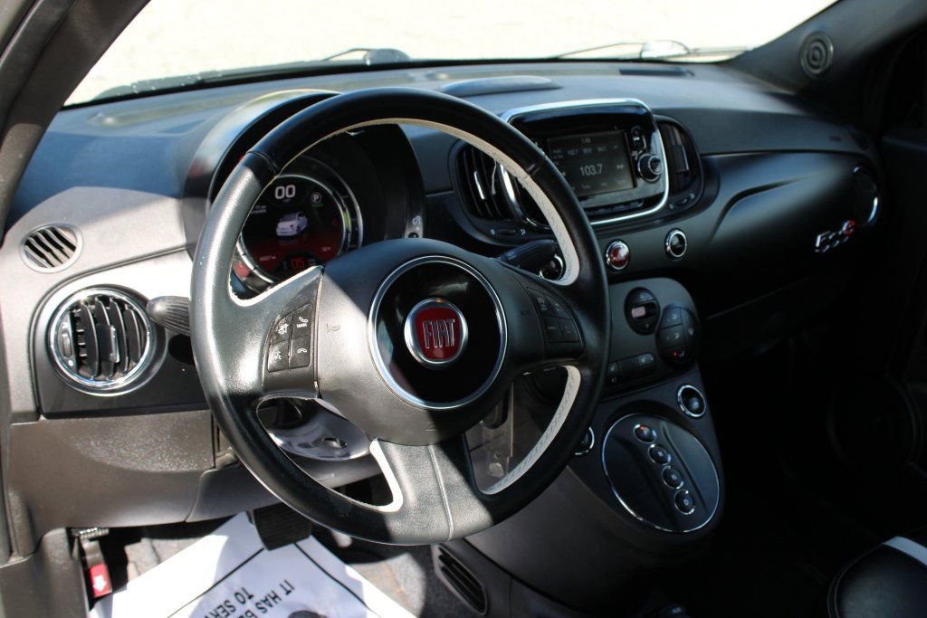 Used 2019 FIAT 500 e image 11