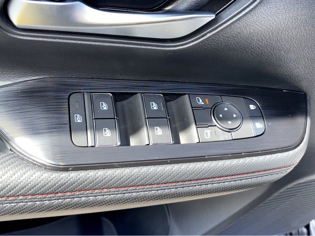 New 2026 Nissan Kicks SR w/ SR Premium Package FWD image 21