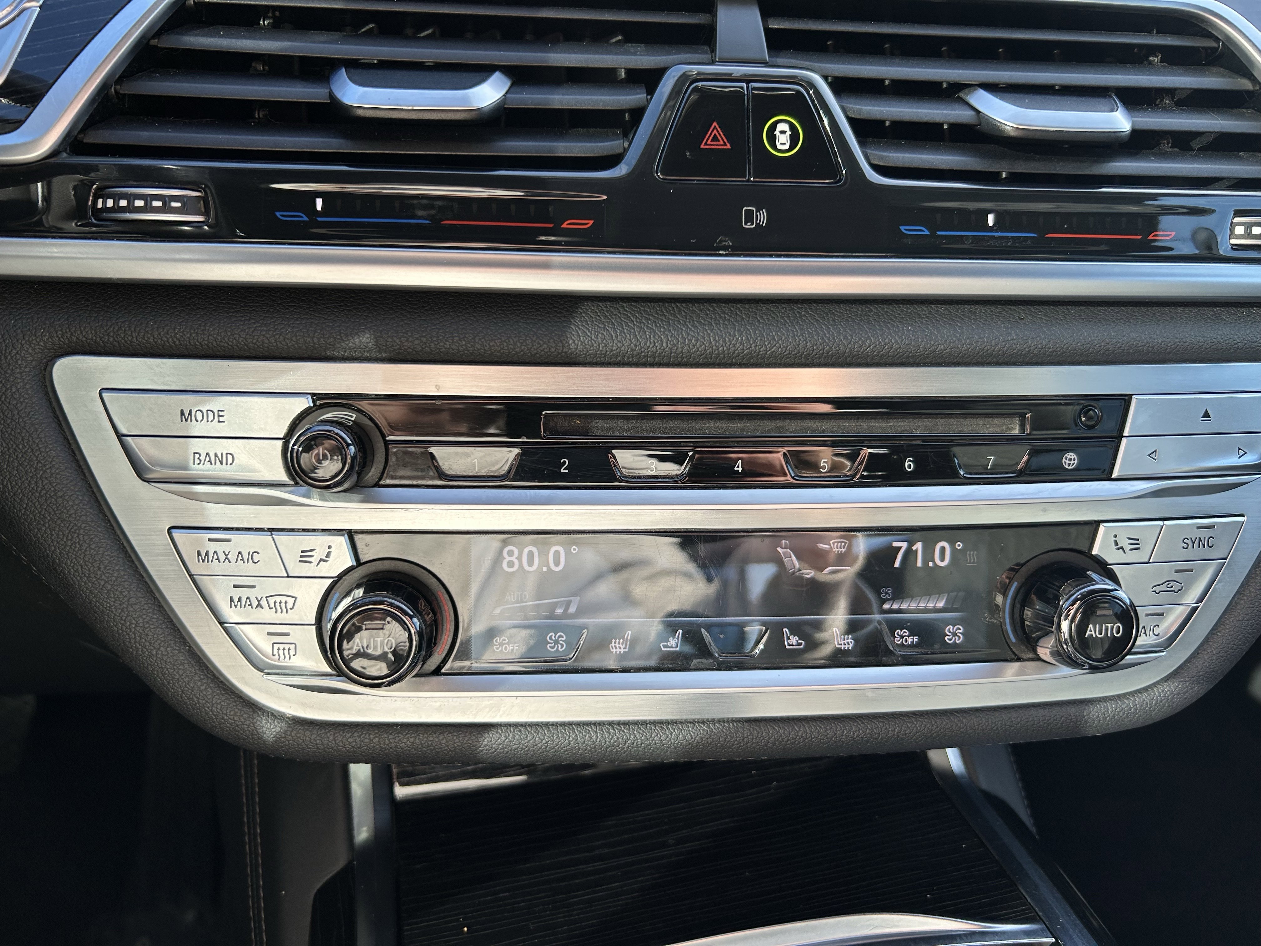 Used 2016 BMW 750i xDrive image 15