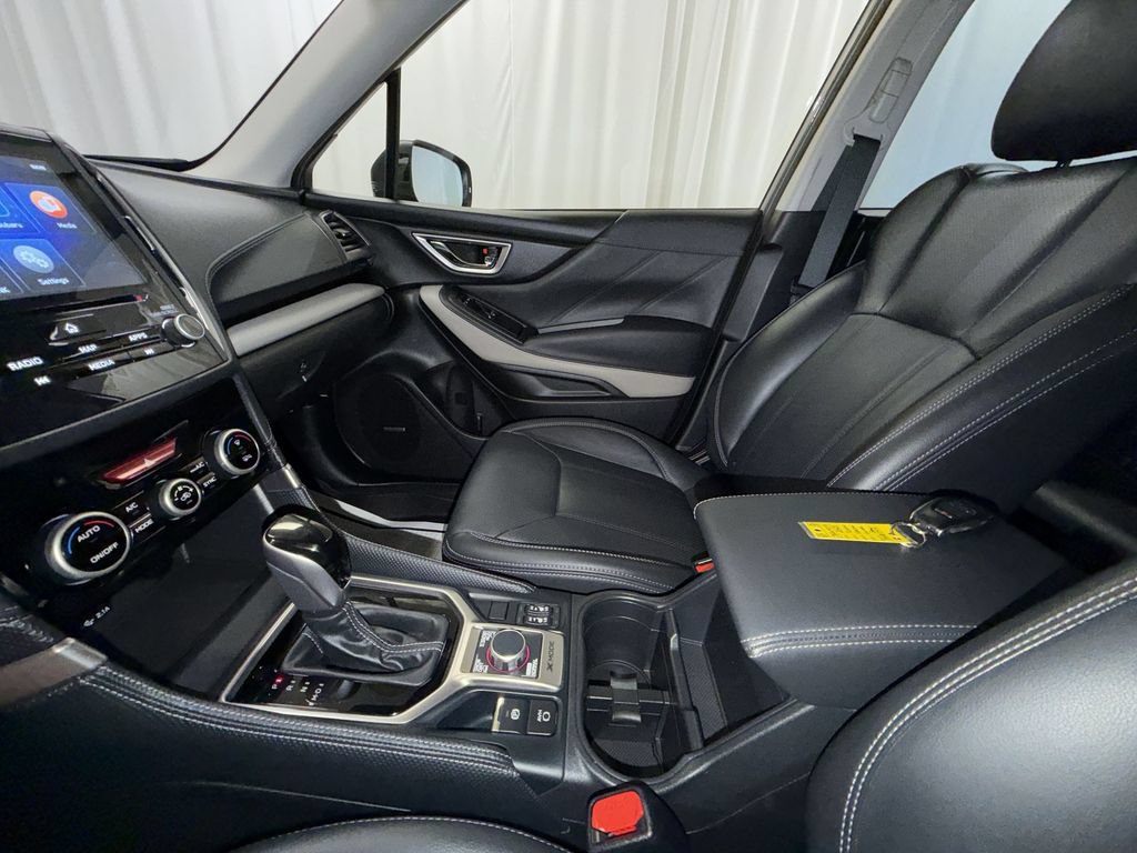 Used 2023 Subaru Forester Limited AWD/4WD image 20