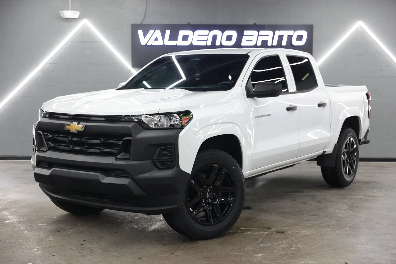 Used 2024 Chevrolet Colorado W/T
