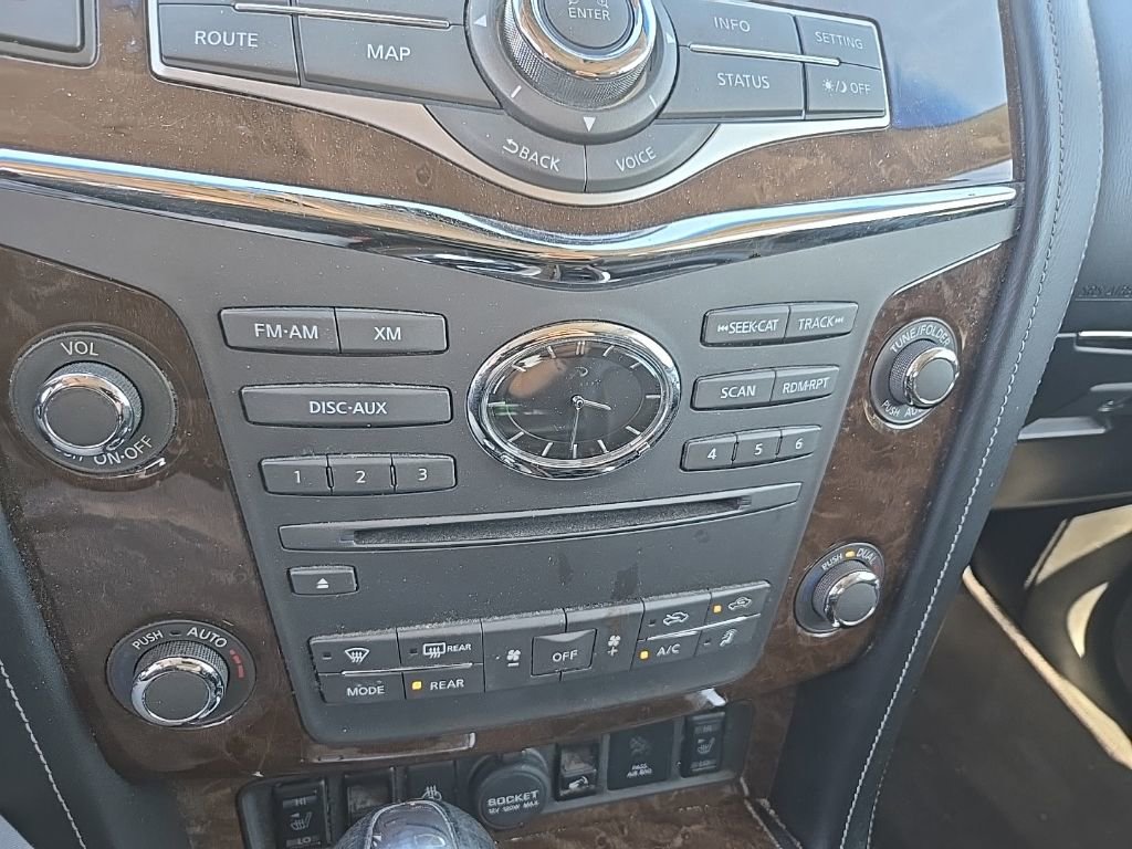 Used 2017 INFINITI QX80 2WD w/ Driver Assistance Package image 17