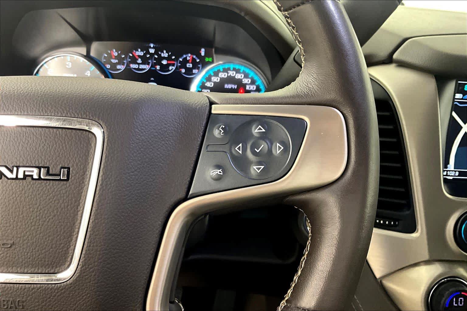 Used 2019 GMC Yukon Denali w/ Open Road Package RWD image 23