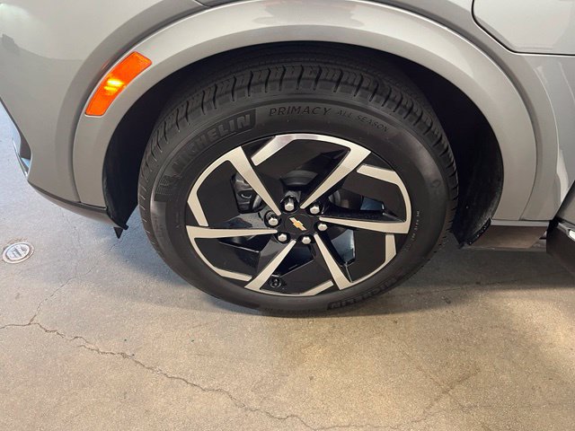 Used 2024 Chevrolet Equinox EV LT w/ LPO, Blackout Package FWD image 31