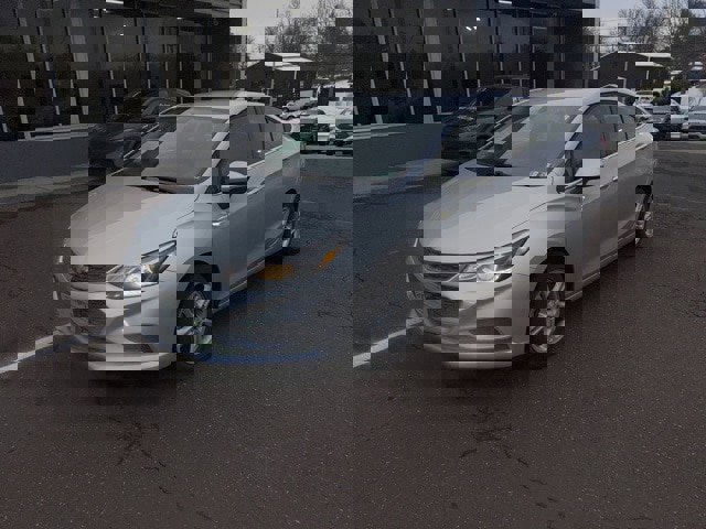 Used 2018 Chevrolet Cruze LT image 5