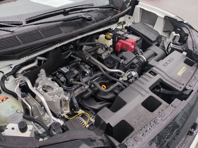 Used 2025 Nissan Kicks SV image 35