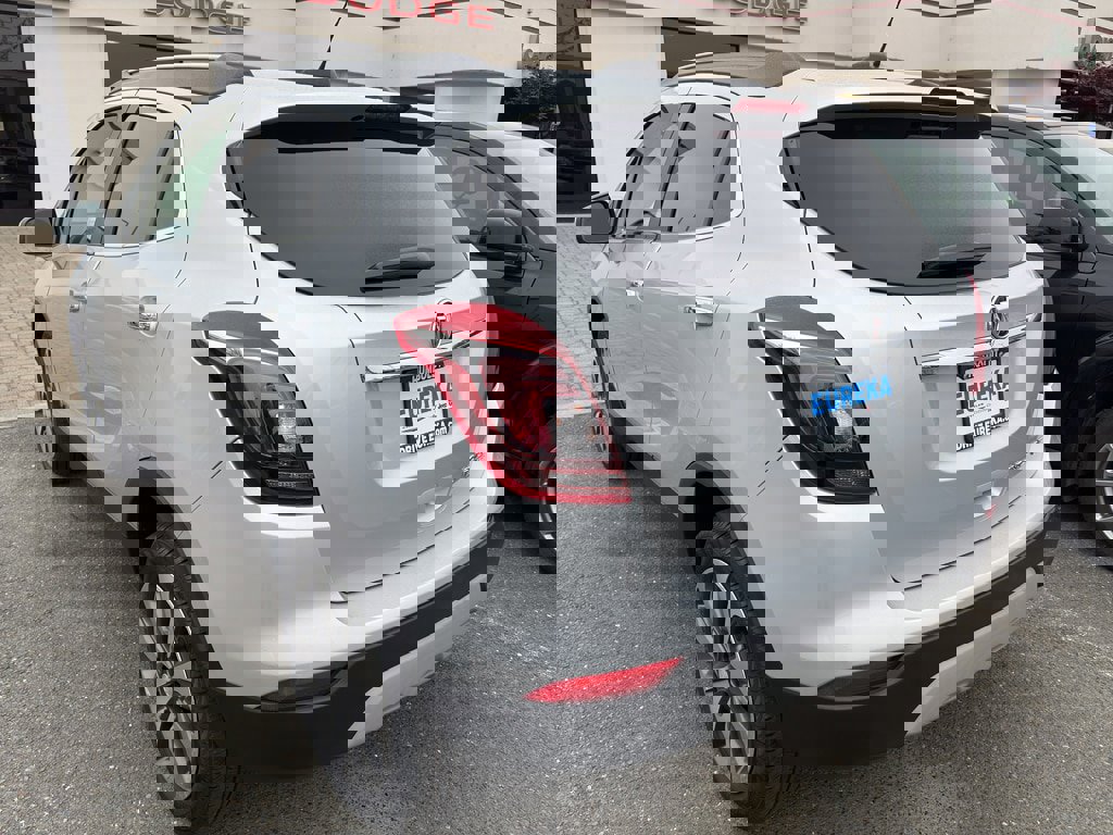 Used 2022 Buick Encore Preferred w/ Safety Package image 3