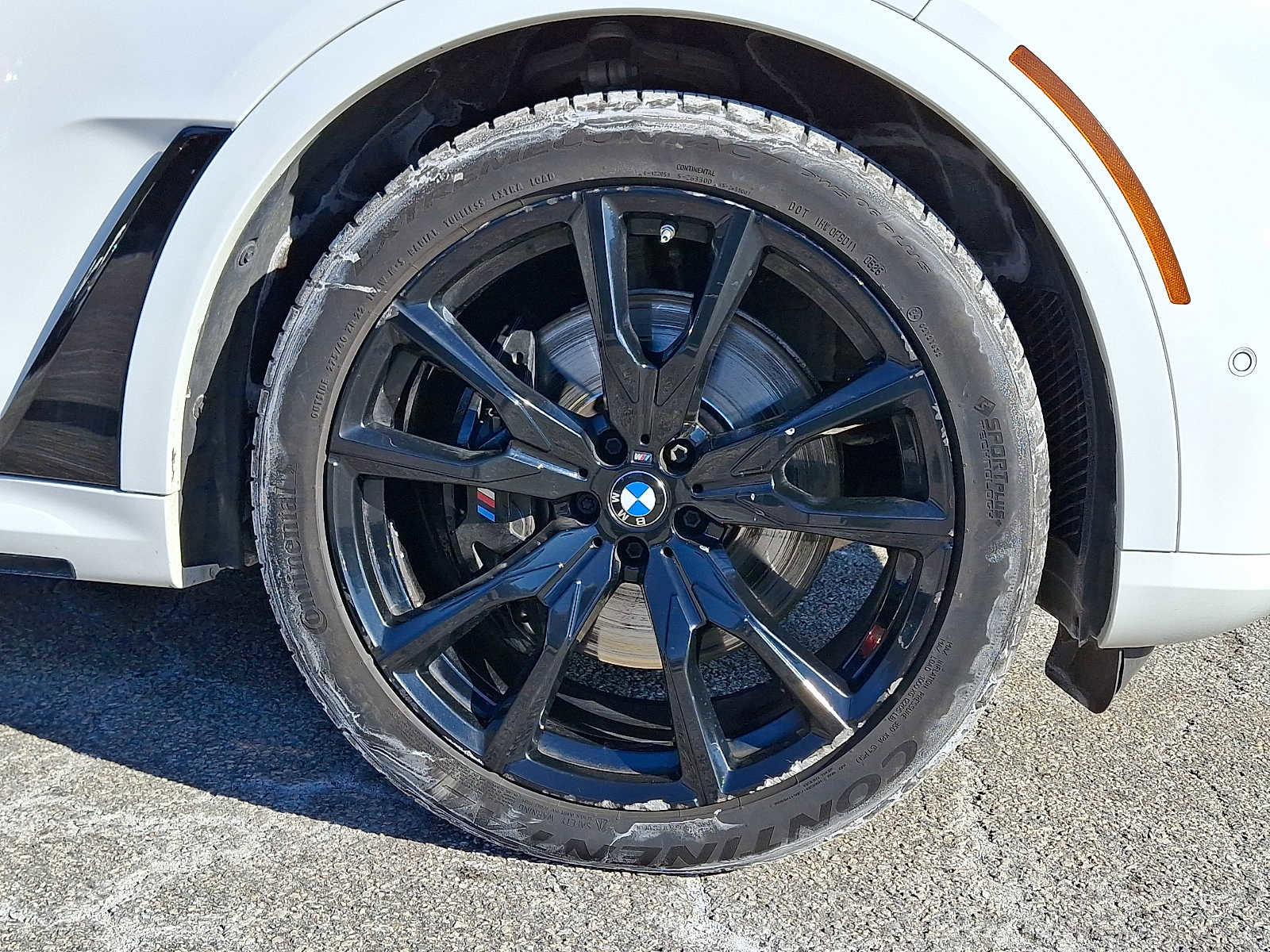 Used 2024 BMW X7 xDrive40i w/ M Sport Package image 8