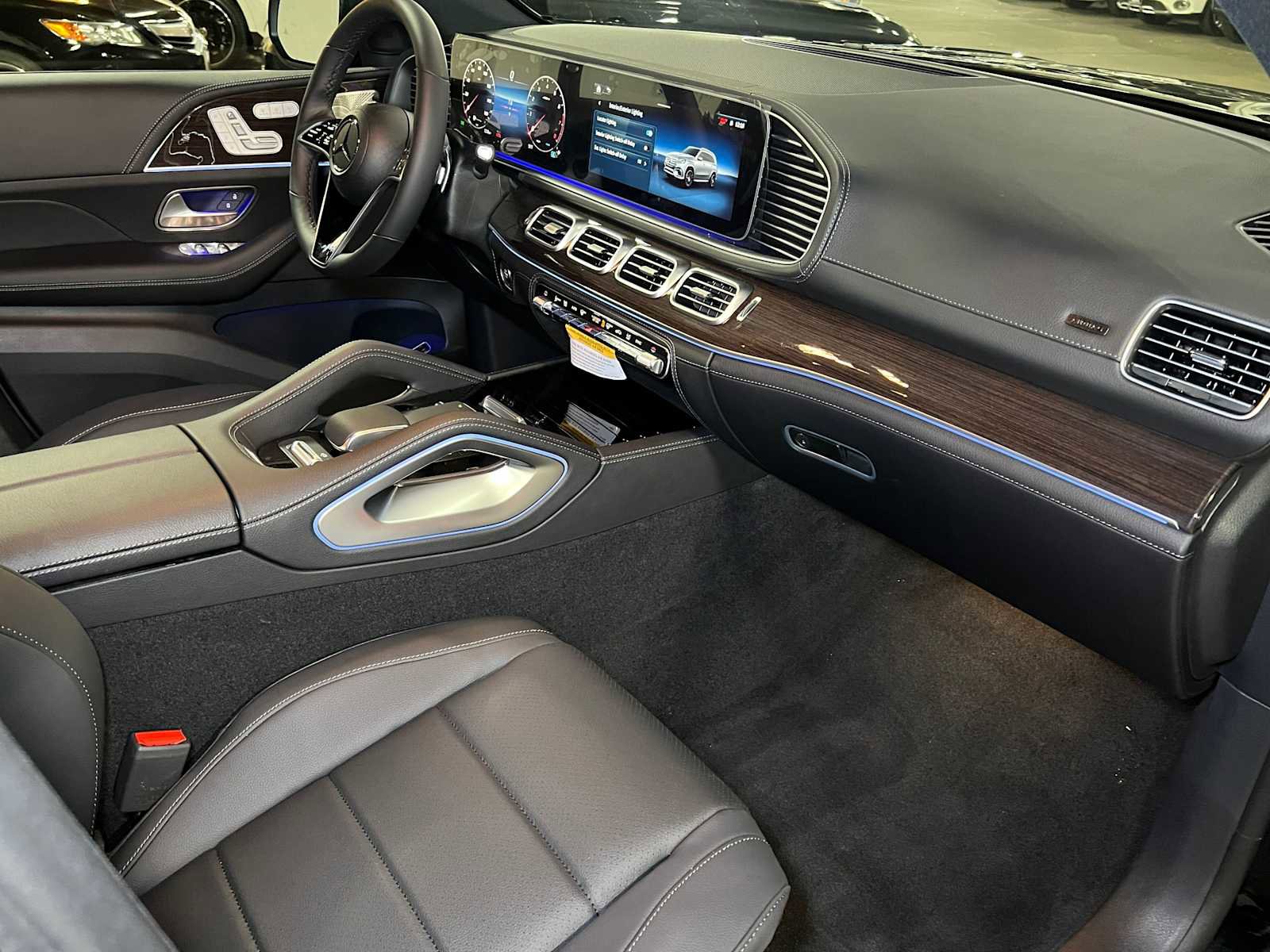 New 2026 Mercedes-Benz GLS 450 4MATIC image 12