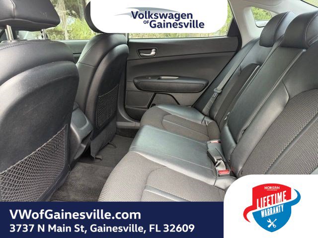 Used 2019 Kia Optima S w/ S Panoramic Sunroof Package FWD image 11