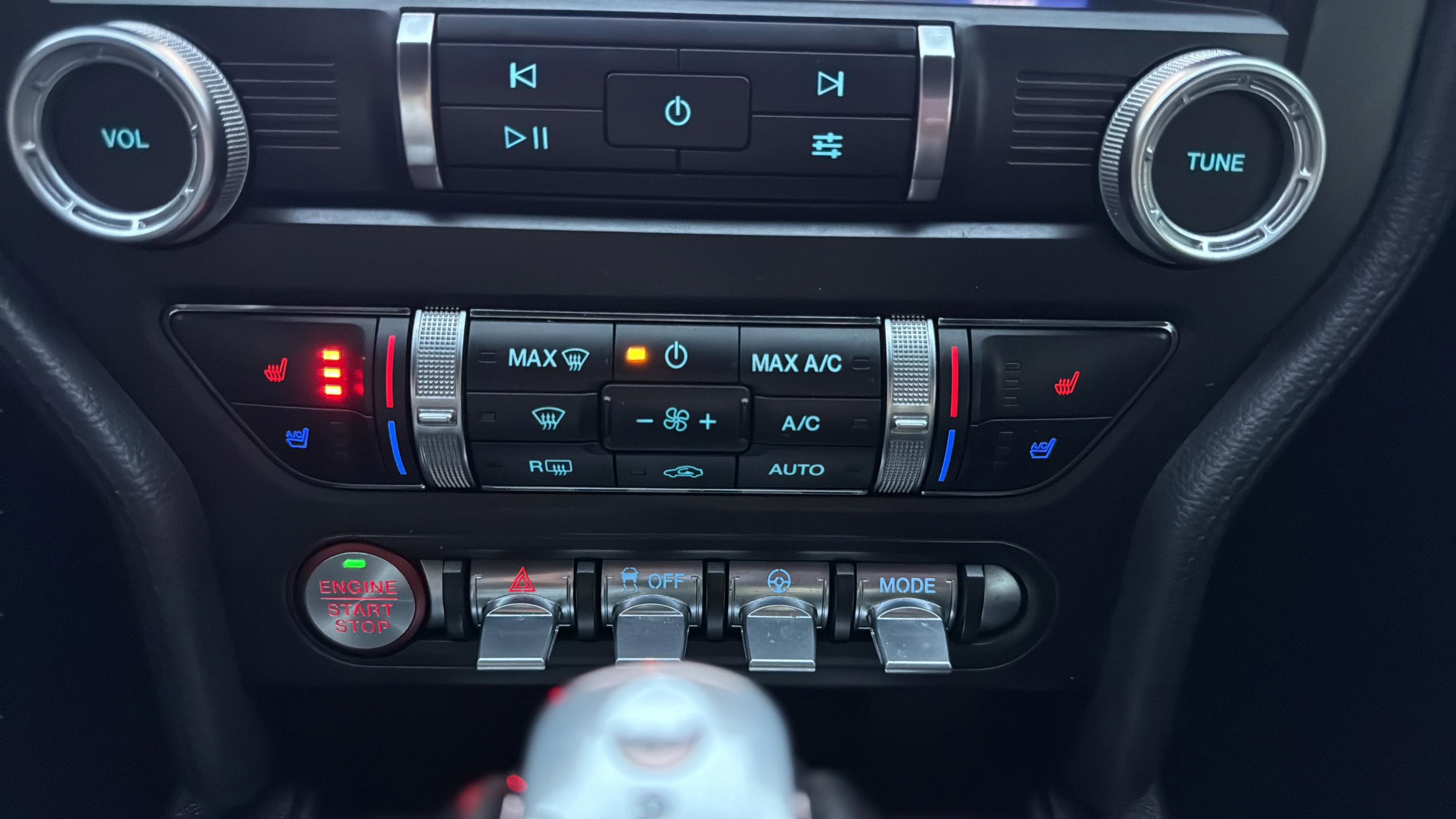 Used 2021 Ford Mustang Premium image 18