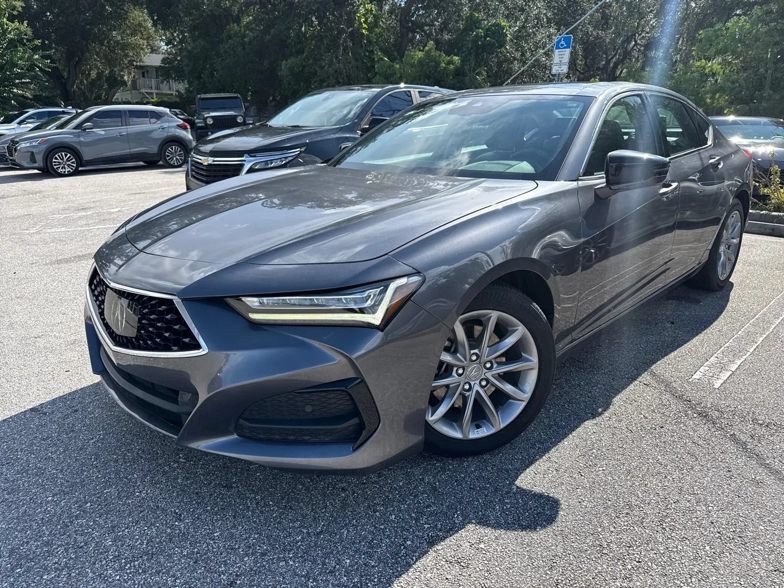 Used 2023 Acura TLX FWD image 2