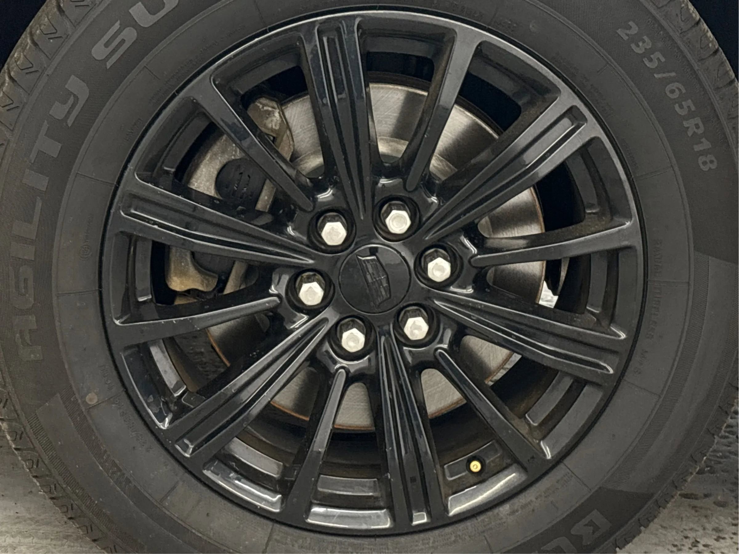 Used 2018 Cadillac XT5 Luxury w/ Driver Awareness Package image 32