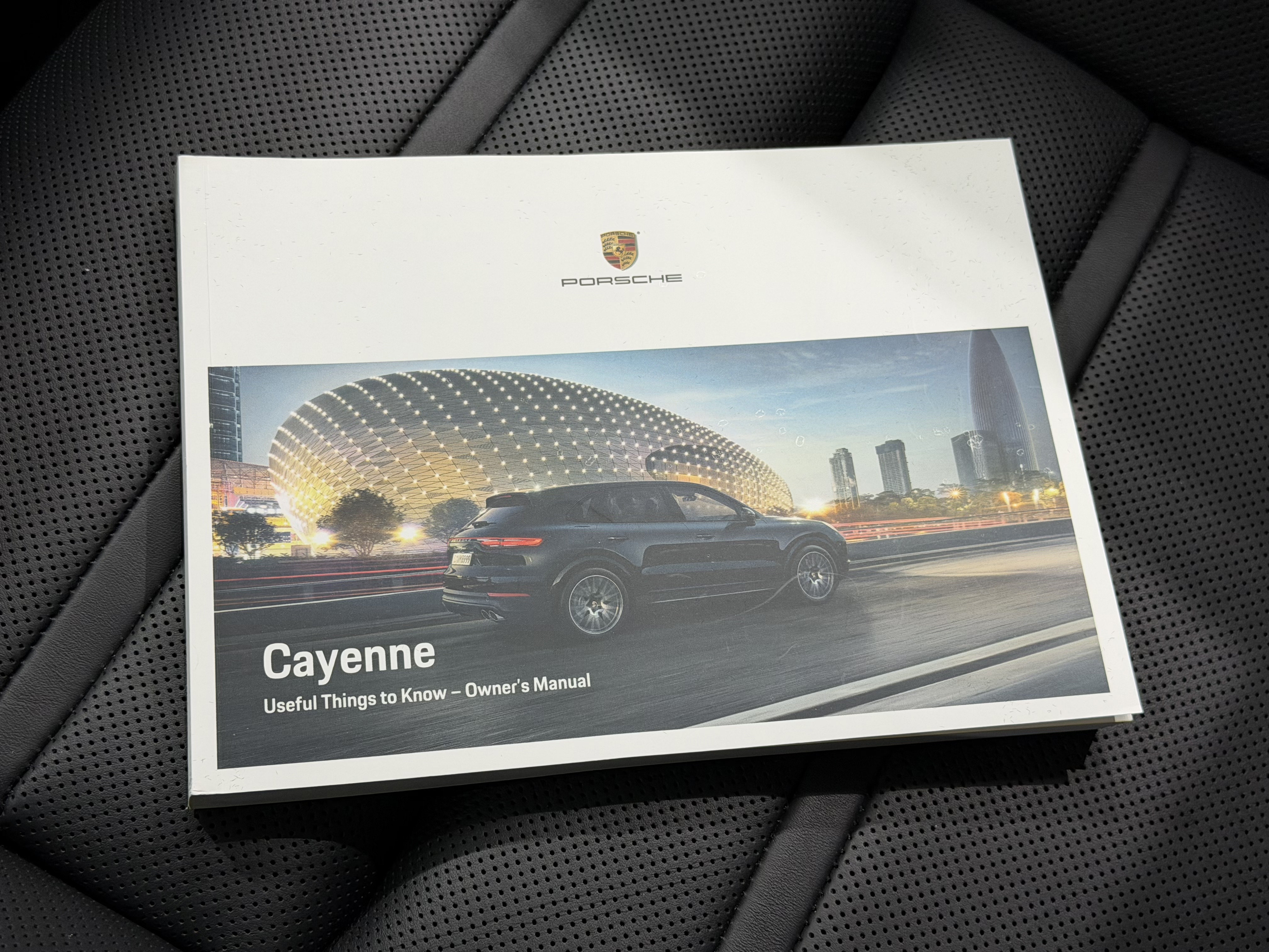 Certified 2022 Porsche Cayenne Platinum Edition AWD/4WD image 62