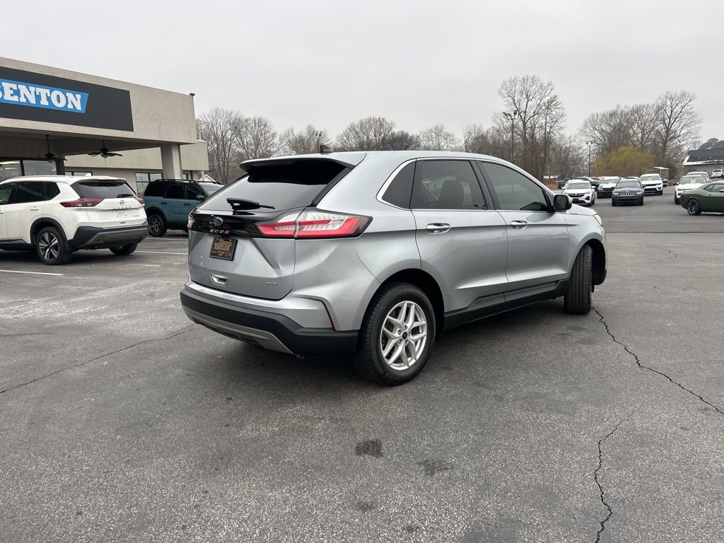 Used 2022 Ford Edge SEL image 3