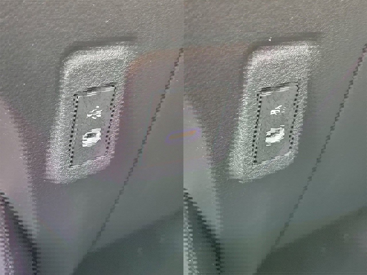 Used 2024 Toyota Corolla LE image 28