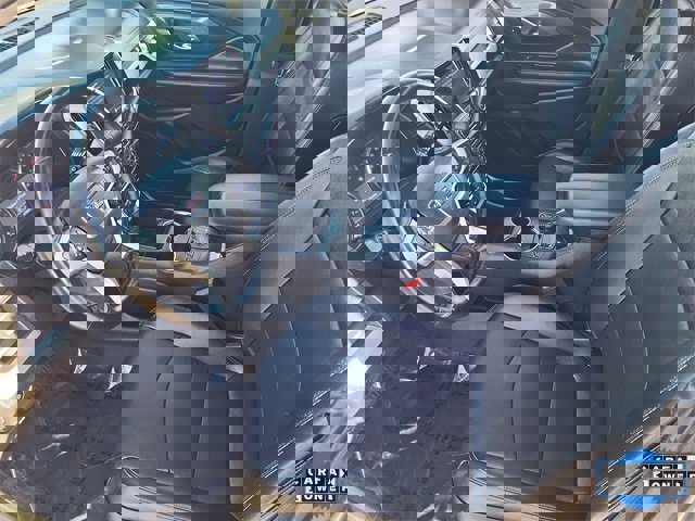 Used 2024 GMC Terrain SLT image 24