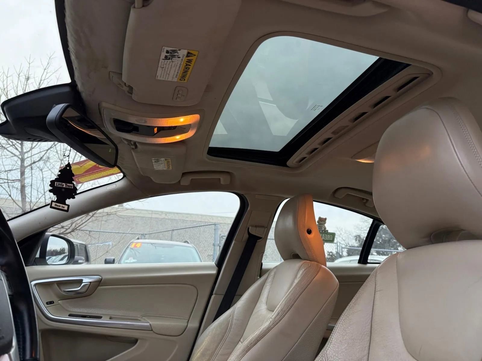 Used 2012 Volvo S60 T5 image 22