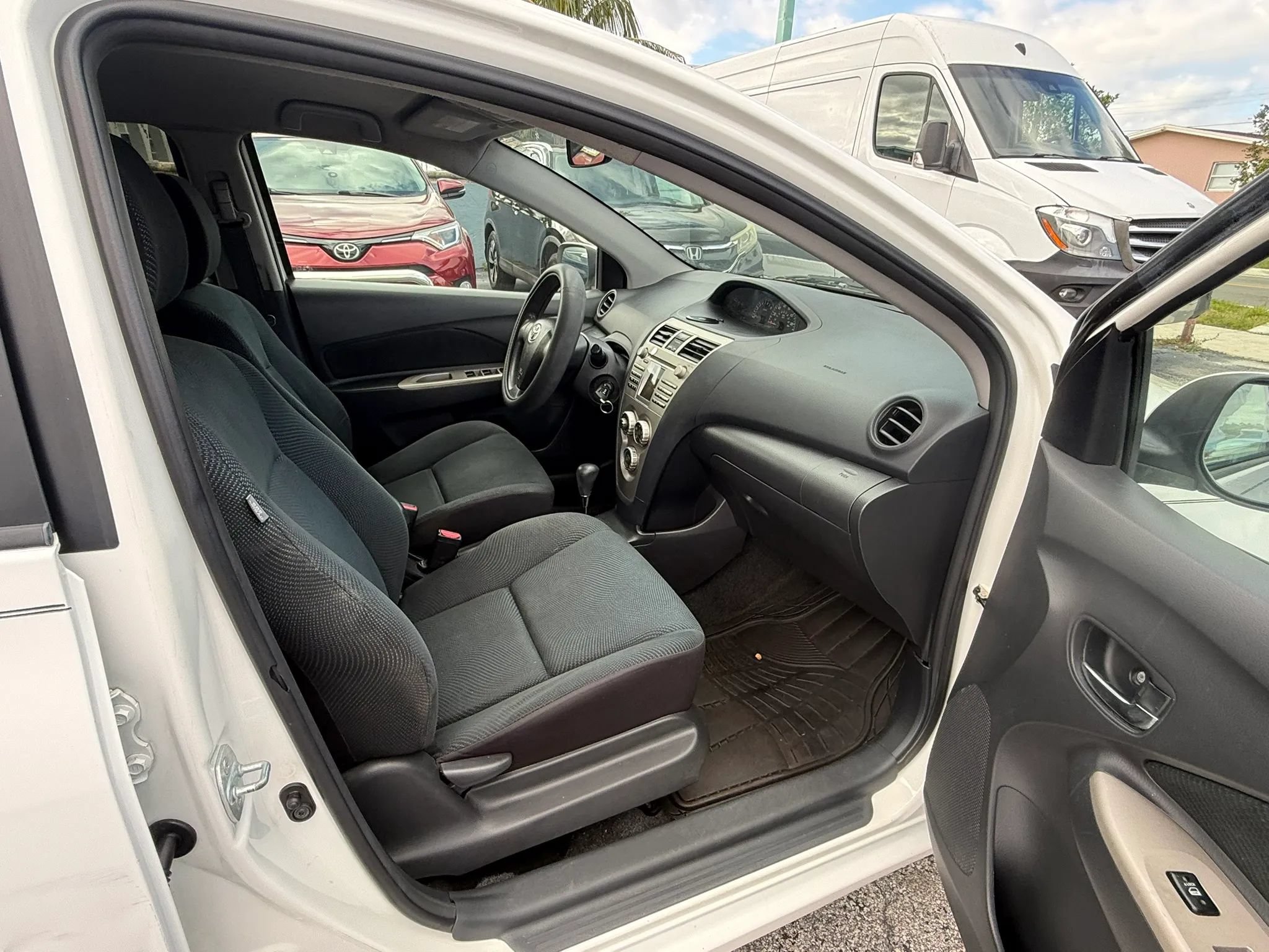 Used 2011 Toyota Yaris Sedan w/ PWR Pkg w/Steel Wheels FWD image 17
