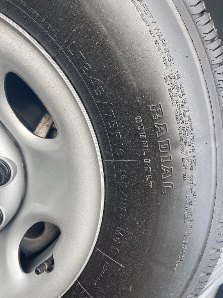 Used 2024 Chevrolet Express 2500 Work Van w/ Driver Convenience Package image 25