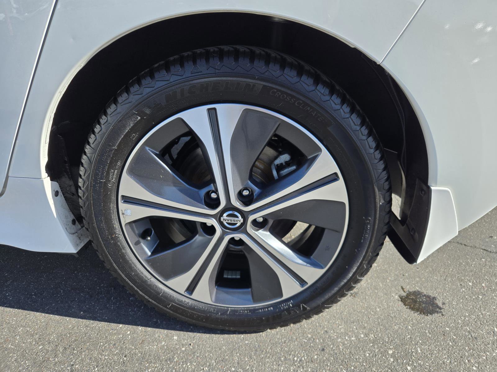 Used 2023 Nissan Leaf S w/ Protection Package image 33