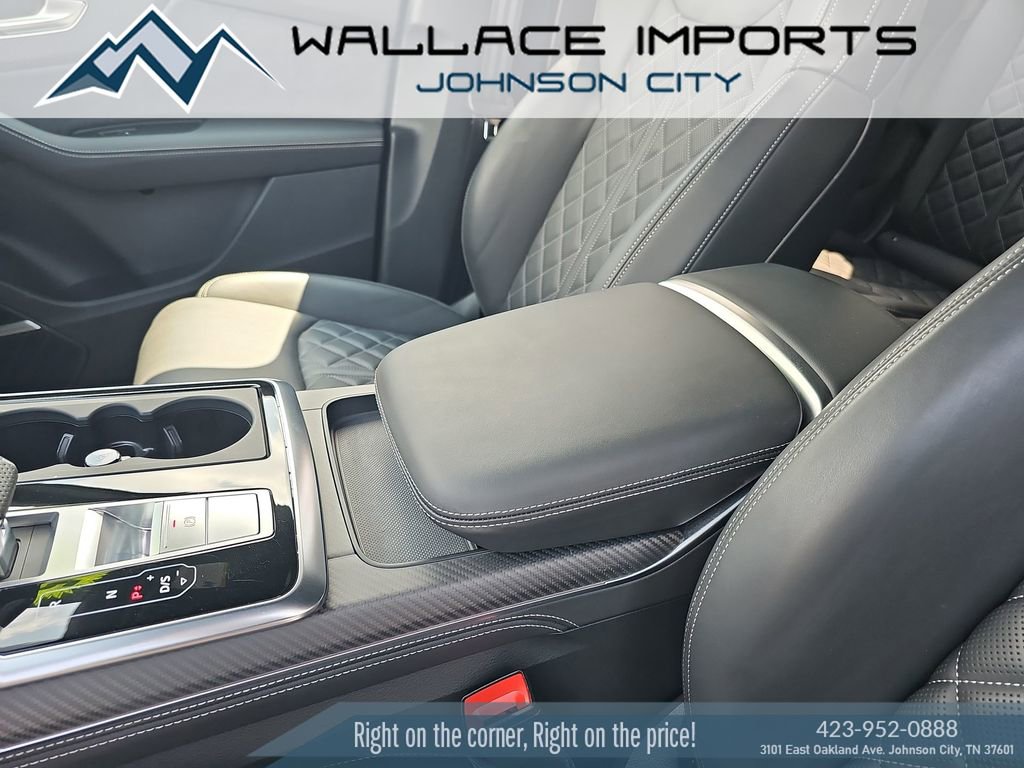 Used 2025 Audi SQ7 Premium Plus image 43