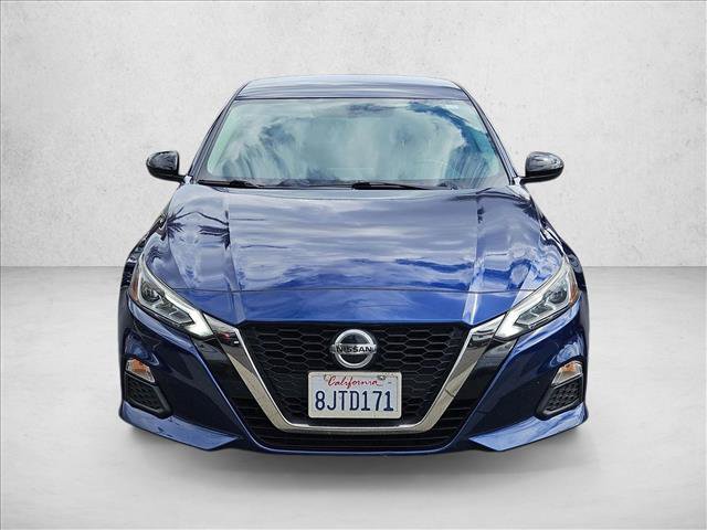 Used 2019 Nissan Altima 2.5 SR FWD image 2