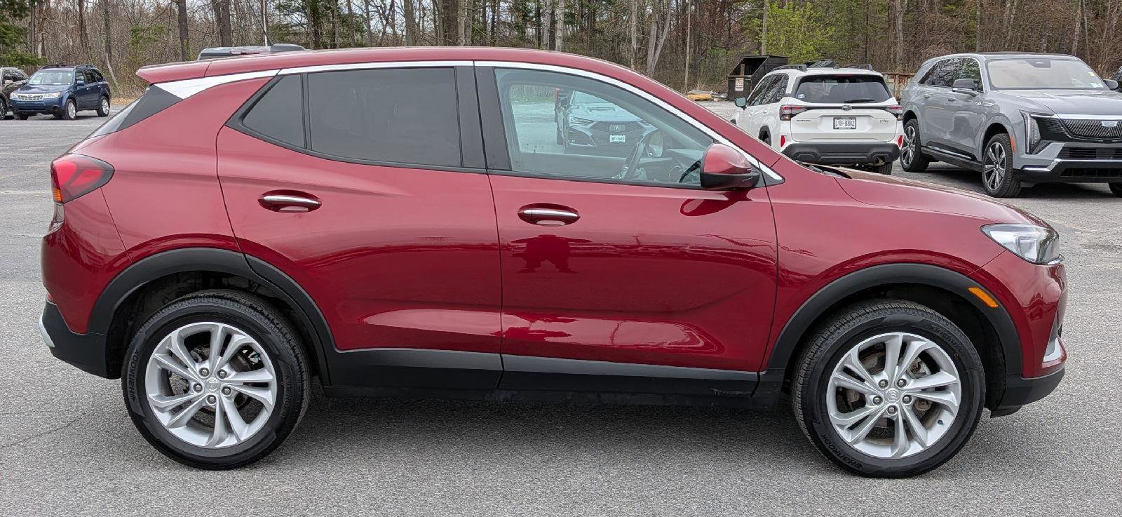 Used 2023 Buick Encore GX Preferred w/ Cold Weather Comfort Package AWD/4WD image 5