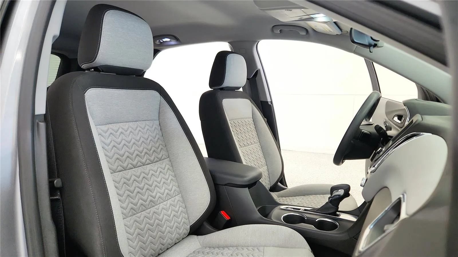 Used 2023 Chevrolet Equinox LS w/ LS Convenience Package FWD image 37