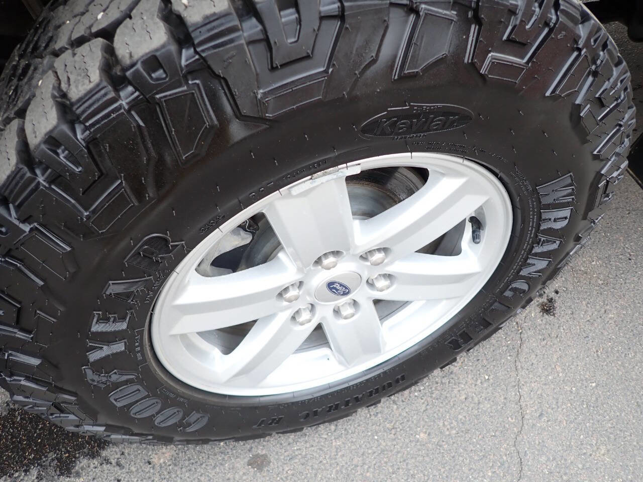 Used 2023 Ford F150 XLT AWD/4WD image 7