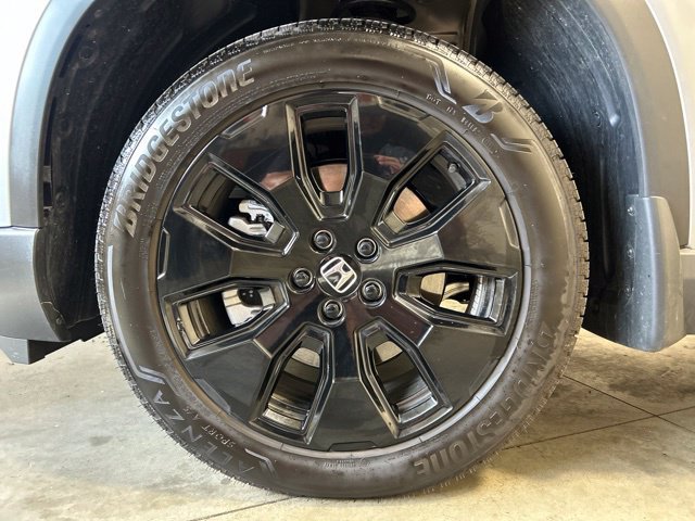 Certified 2026 Honda Pilot Black Edition image 11