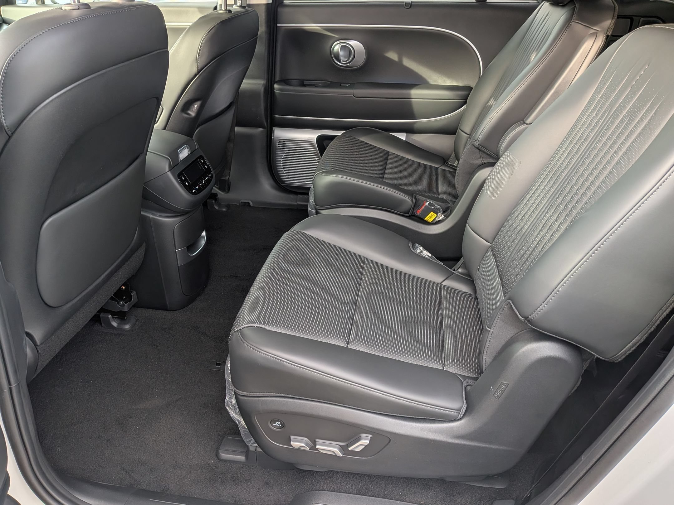 New 2026 Hyundai Ioniq 9 Calligraphy AWD/4WD image 20