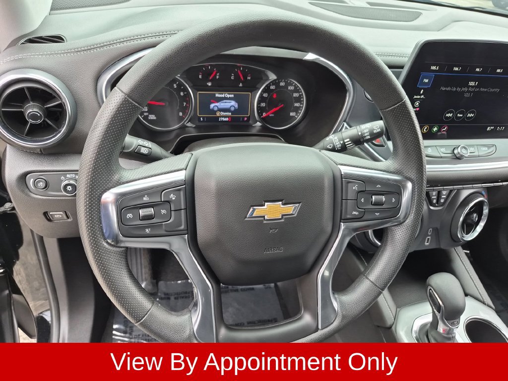 Used 2025 Chevrolet Blazer LT FWD image 22