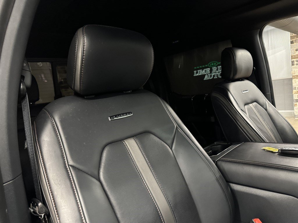 Used 2022 Ford F350 Platinum w/ FX4 Off-Road Package AWD/4WD image 38