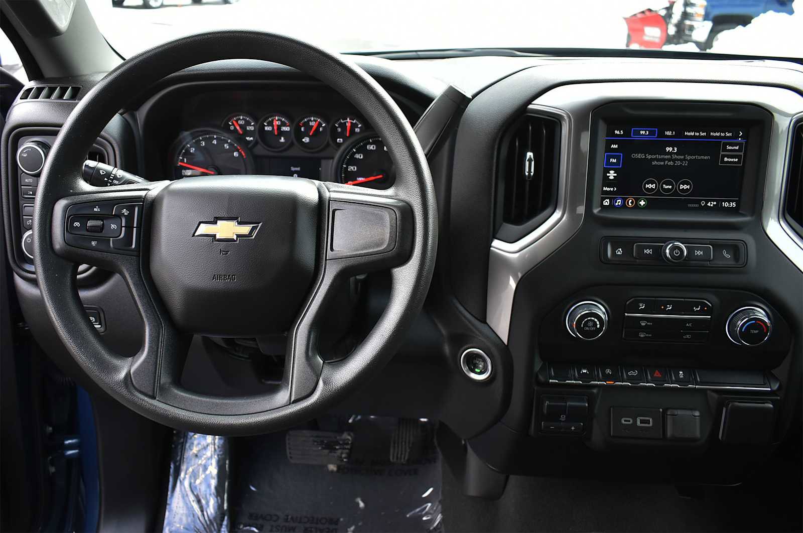 Used 2024 Chevrolet Silverado 1500 Custom image 12